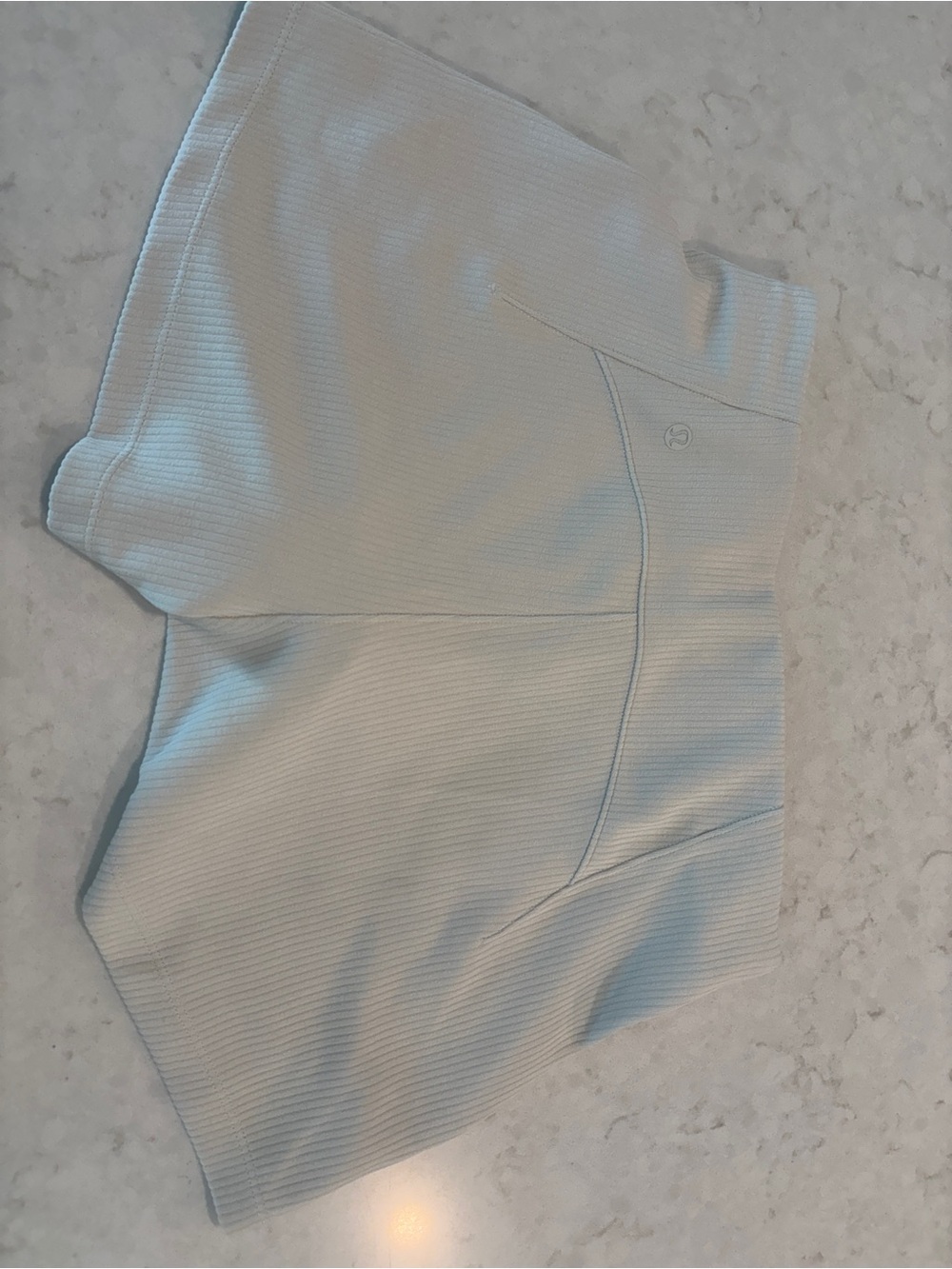 Lululemon Ribbed Softstreme
High-Rise Short 2" Bone Size 6 |
Ultra-Soft Lounge - Picture 5 of 14